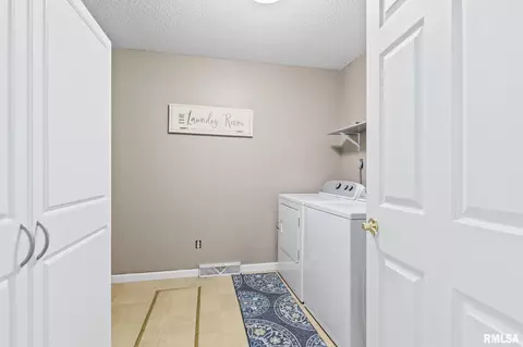 2205 Pond Mill Ct, Springfield, IL 62704 photo 25