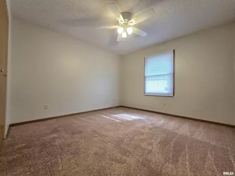 45-47 Holliday Rd, Springfield, IL 62702 photo 5