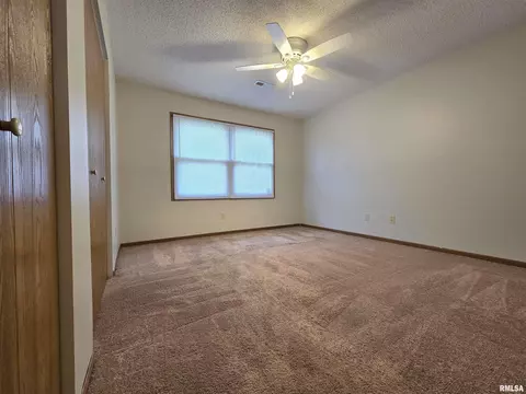 45-47 Holliday Rd, Springfield, IL 62702 photo 6