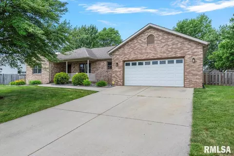 Exterior - 6723 Phlox Dr, Springfield, IL 62712 photo 3 of 11