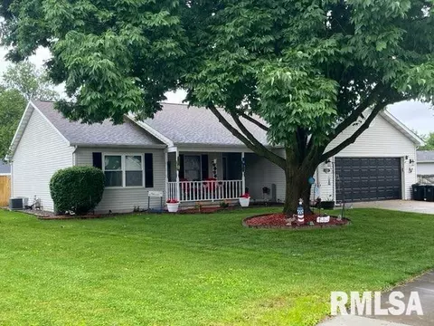2405 Glencoe St, Springfield, IL 62704 photo 3