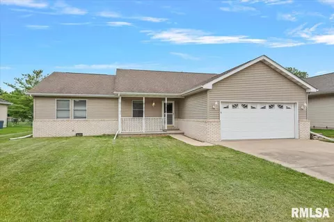 4317 Clearwater Ln, Springfield, IL 62703