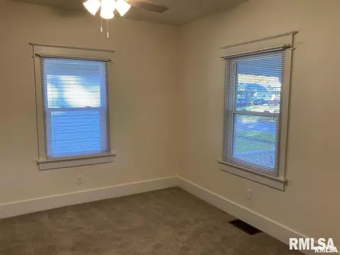 Bedroom - 2413 S Lowell St, Springfield, IL 62704 photo 1 of 2