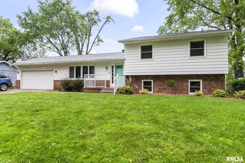 9 Iroquois St, Springfield, IL 62711