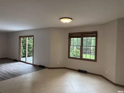 2116 Renwick Dr, Springfield, IL 62704 photo 16
