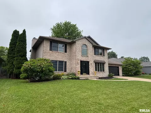 2116 Renwick Dr, Springfield, IL 62704 photo 2