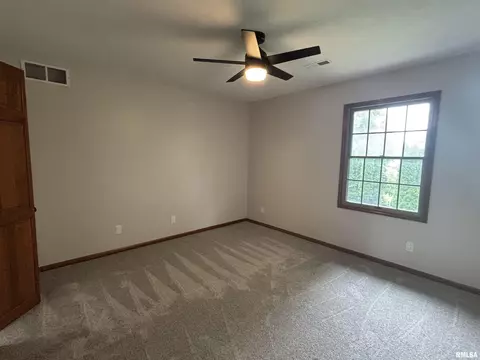 2116 Renwick Dr, Springfield, IL 62704 photo 29