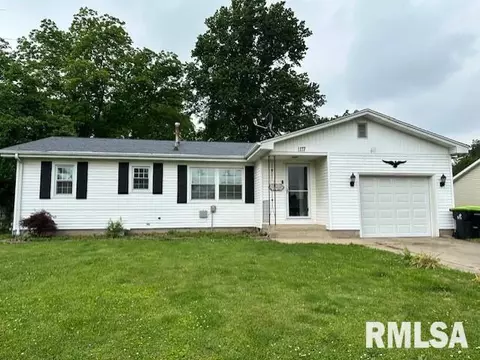1177 King St, Jacksonville, IL 62650