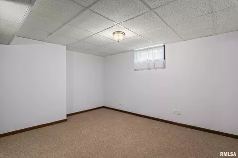 Bedroom - 36 Bob O Link Dr, Springfield, IL 62702 photo 7 of 8