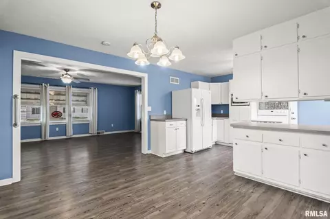Other - 36 Bob O Link Dr, Springfield, IL 62702 photo 6 of 16