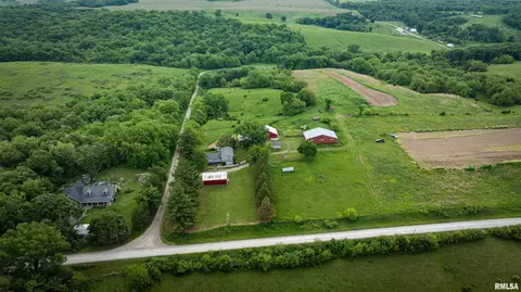 1488 150th St, Aledo, IL 61231