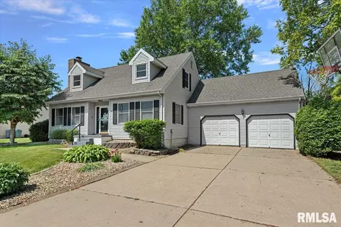 57 Silver Rod Dr, Springfield, IL 62711