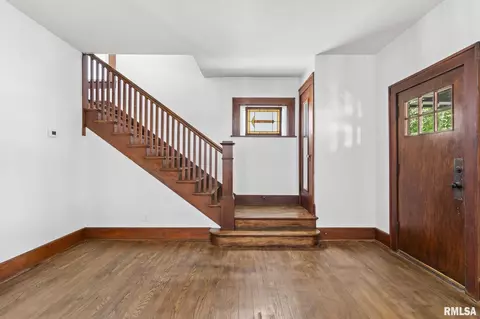833 S State St, Springfield, IL 62704 photo 5