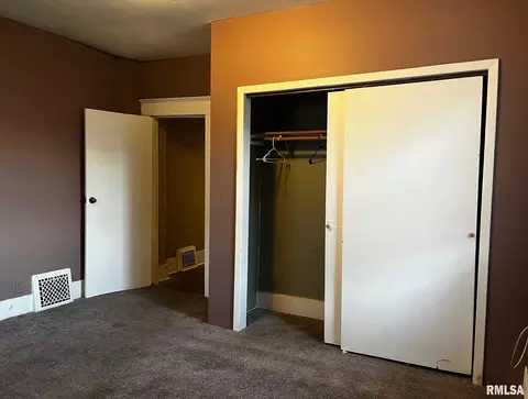Bedroom - 3208 Elm St, Springfield, IL 62702 photo 1 of 5