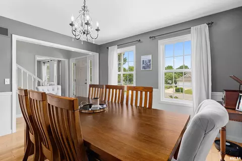 Dining - 418 Mackenzie Pl, Germantown Hills, IL 61548 photo 3 of 3