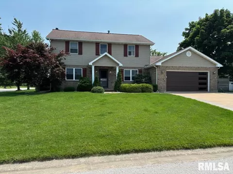 4530 Woodland Trl, Quincy, IL 62305