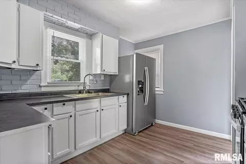 1948 E Lawrence Ave, Springfield, IL 62703 photo 12