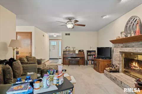 5309 Collins Way, Springfield, IL 62703 photo 12