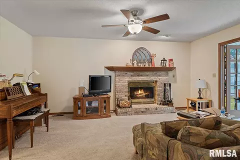 5309 Collins Way, Springfield, IL 62703 photo 11
