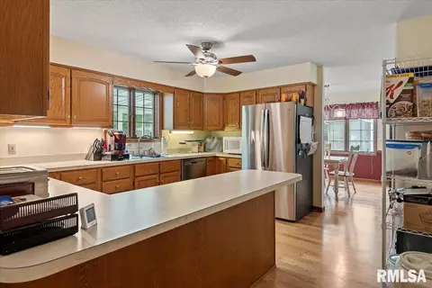 5309 Collins Way, Springfield, IL 62703 photo 10