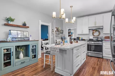 Kitchen - 1506 S Pasfield St, Springfield, IL 62704 photo 1 of 1