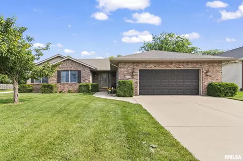 5313 Jaeger Dr, Springfield, IL 62711