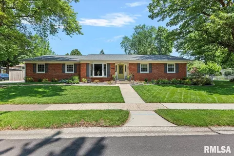 2605 Churchill Rd, Springfield, IL 62702