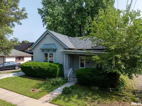 117 W Jefferson St, Macomb, IL 61455