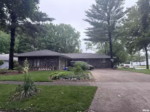 2817 Stony Point Ct, Springfield, IL 62704