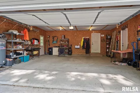 23620 W Jackson St, Athens, IL 62613 photo 28