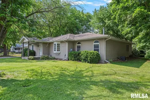 23620 W Jackson St, Athens, IL 62613 photo 3