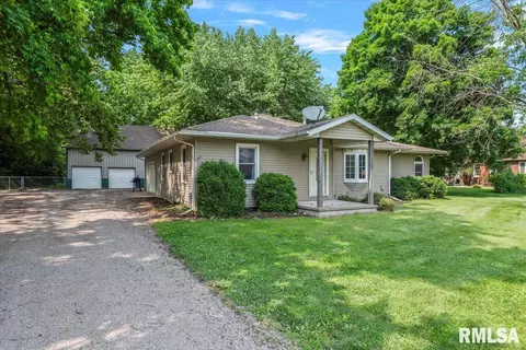 23620 W Jackson St, Athens, IL 62613 photo 2