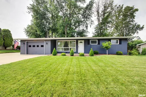2620 Payson Rd, Quincy, IL 62305