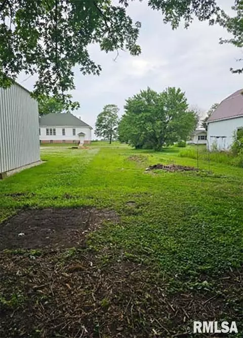 113 S Franklin St, Camp Point, IL 62320 photo 18