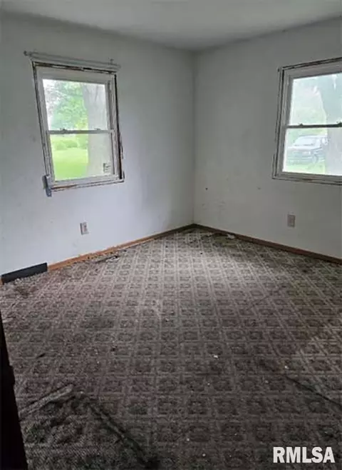 113 S Franklin St, Camp Point, IL 62320 photo 16