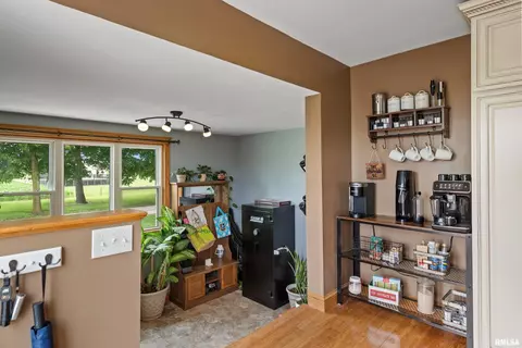 Entry Way - 1154 Dickerman Rd, Franklin, IL 62638 photo 1 of 2