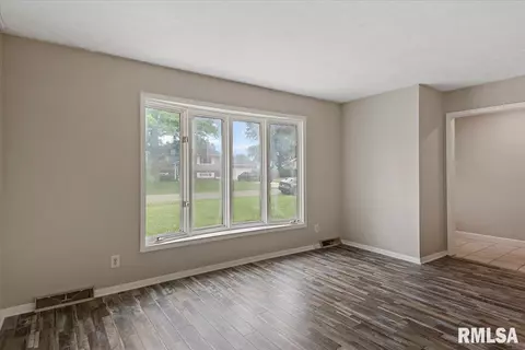 27 Twilight Ln, Springfield, IL 62712 photo 6