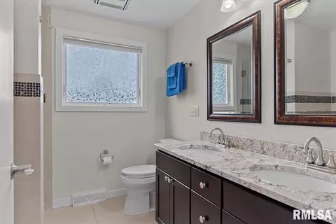 2131 S Park Ave, Springfield, IL 62704 photo 29