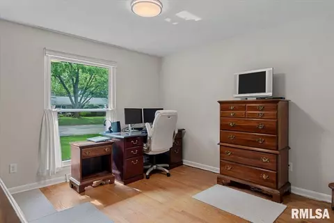 2131 S Park Ave, Springfield, IL 62704 photo 31
