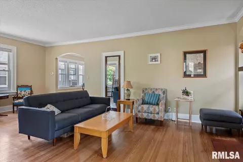 Living - 2141 S 4th St, Springfield, IL 62703 photo 3 of 3