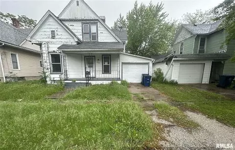 518 E 4th Ave, Monmouth, IL 61462