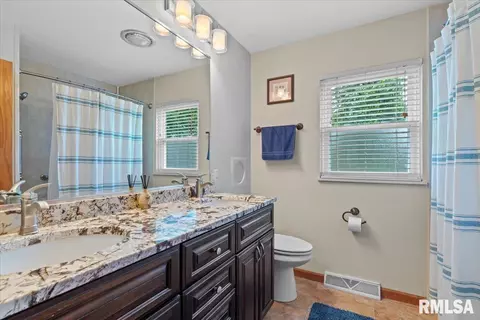 30 Greencastle Cir, Springfield, IL 62712 photo 17
