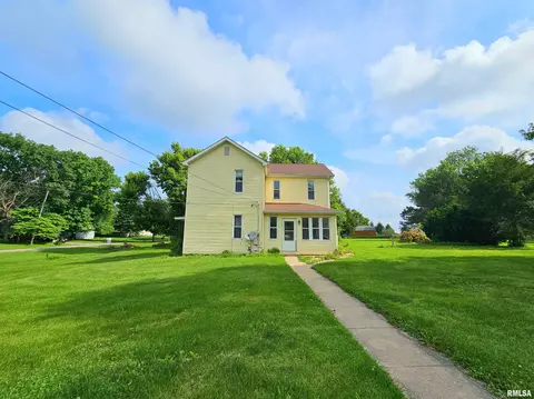 115 3rd St, Cantrall, IL 62625