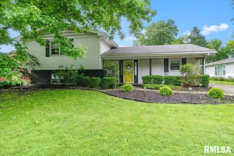 2221 Fairway Dr, Springfield, IL 62704 photo 3