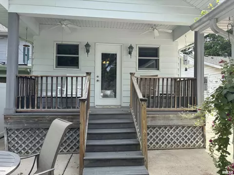 Exterior - 1905 S Whittier Ave, Springfield, IL 62704 photo 13 of 23