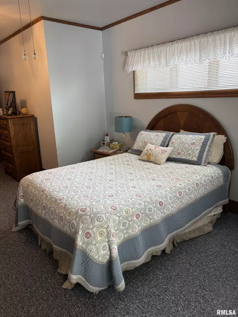 Bedroom - 1905 S Whittier Ave, Springfield, IL 62704 photo 3 of 8