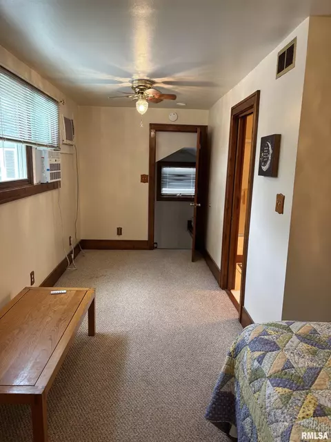 Bedroom - 1905 S Whittier Ave, Springfield, IL 62704 photo 7 of 8