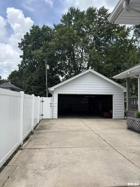 Other - 1905 S Whittier Ave, Springfield, IL 62704 photo 18 of 18