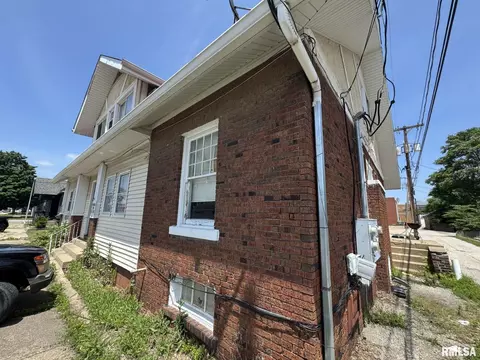 515 E Vine St, Springfield, IL 62704 photo 3