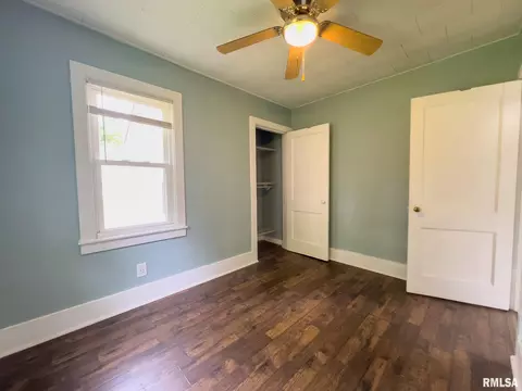 100 N Austin Ave, Abingdon, IL 61410 photo 11